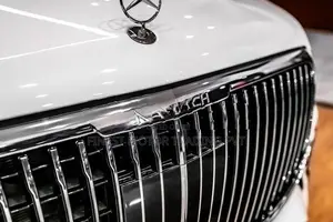 Mercedes Benz GLS 600 MAYBACH First Class 2025