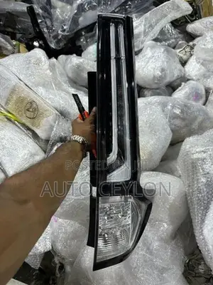 Toyota Roomy Tank Daihatsu Taft Cast Taillight Tail light Taillamp Lam
