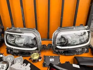 Daihatsu Tanto Headlight Head light Headlamp Lamp Taillight