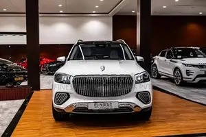 Mercedes Benz GLS 600 MAYBACH First Class 2025