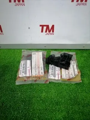 Toyota Townace S402 Radiator Mount Brackets (One Side)