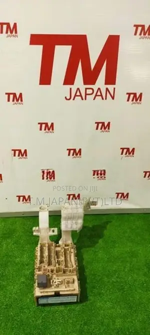 Toyota Vitz KSP 90 Fuse Box