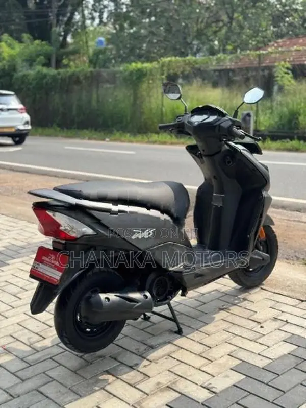 Honda Dio 2017