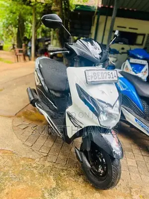 Honda Dio Black /White 2016