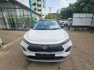 Toyota Taisor Urban Cruiser V - AT 2026