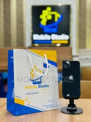 Apple iPhone 13 (Used)