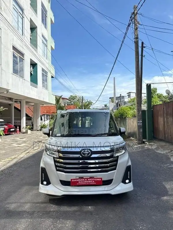 Toyota Roomy custom G 2023