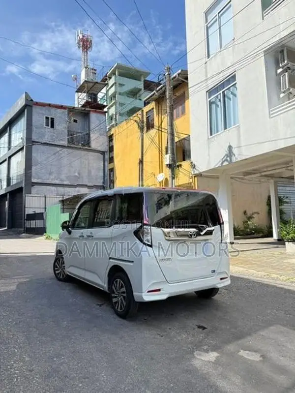 Toyota Roomy custom G 2023