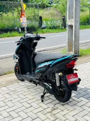Yamaha Ray ZR 2018