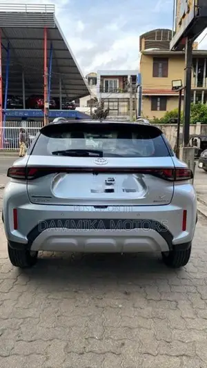 Toyota Taisor Urban Cruiser V AT 2026