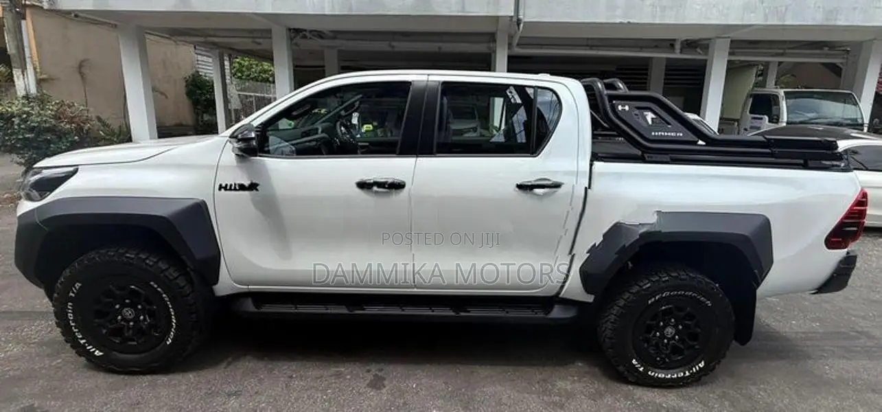 Toyota Hilux GR Sport 2024