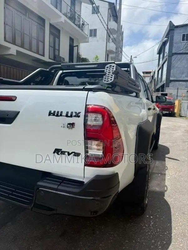 Toyota Hilux GR Sport 2024