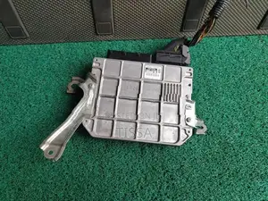 Toyota Vitz KSP90 ECU