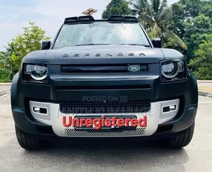 Land Rover Defender 2024