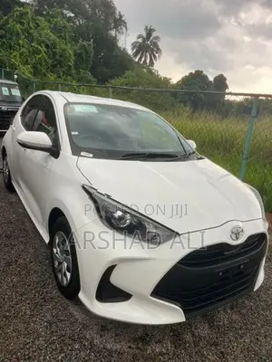 Toyota Yaris X P/S 2023