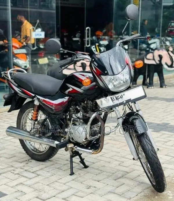 Bajaj CT100 2015