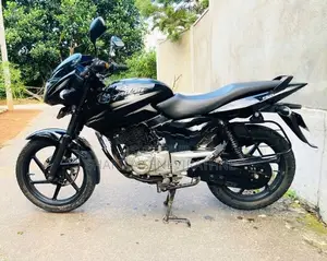 Bajaj Pulsar 150 2017