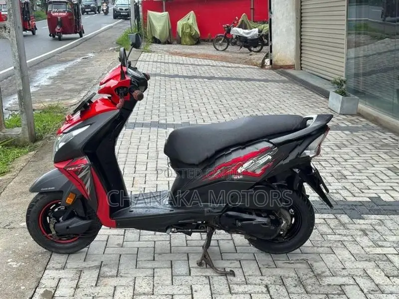 Honda Dio 2018