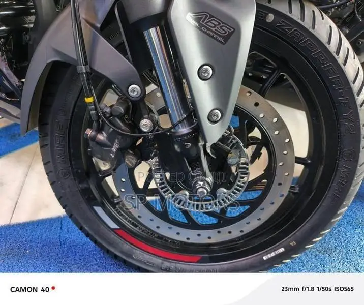 Bajaj Pulsar N160 Premium 2026
