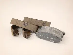 Maruti 800 Brake Liner with Pads Both Sides