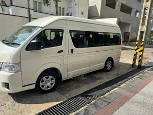 Toyota KDH 2025