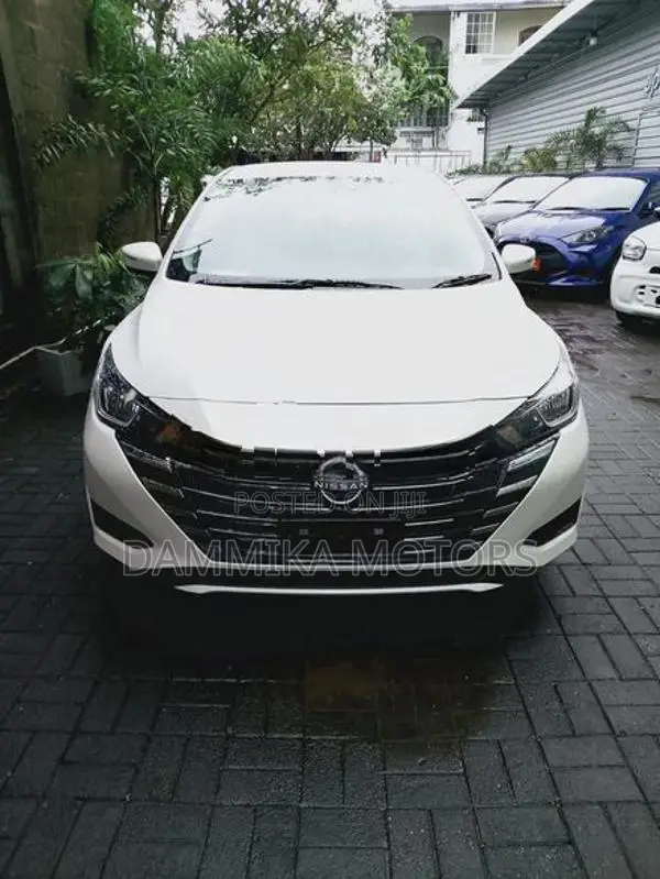 Nissan Almera 2023