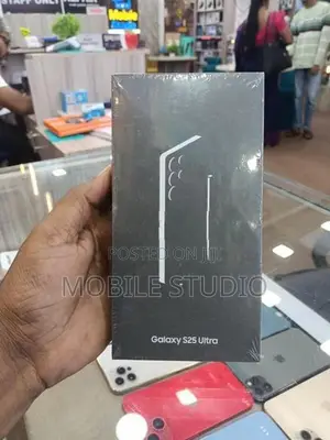 Samsung Galaxy S25 Ultra (Brand New)
