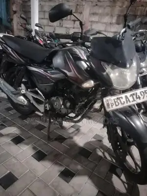 Bajaj Discover 125 2015