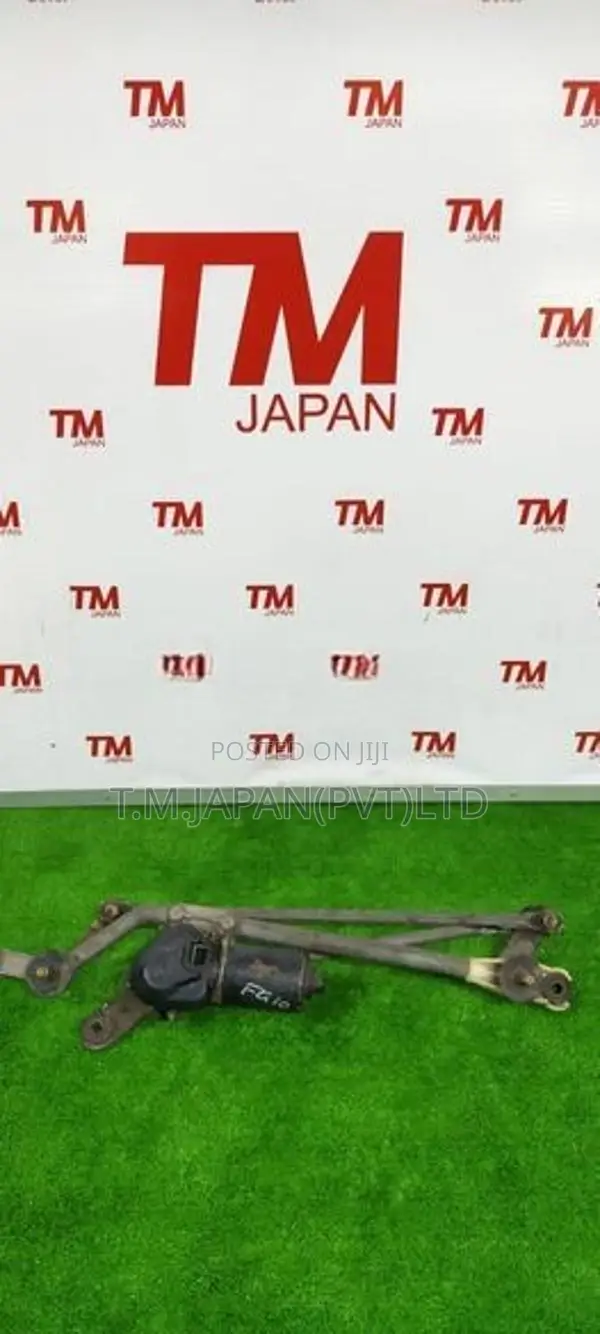 Nissan N16 FG10 Wiper Inner Arm