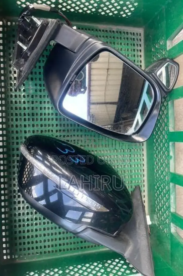 Nissan X-Trail (HT 32) Side Mirrors