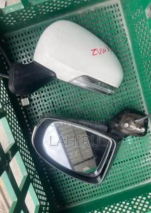 Toyota Prius (w30) Side Mirrors