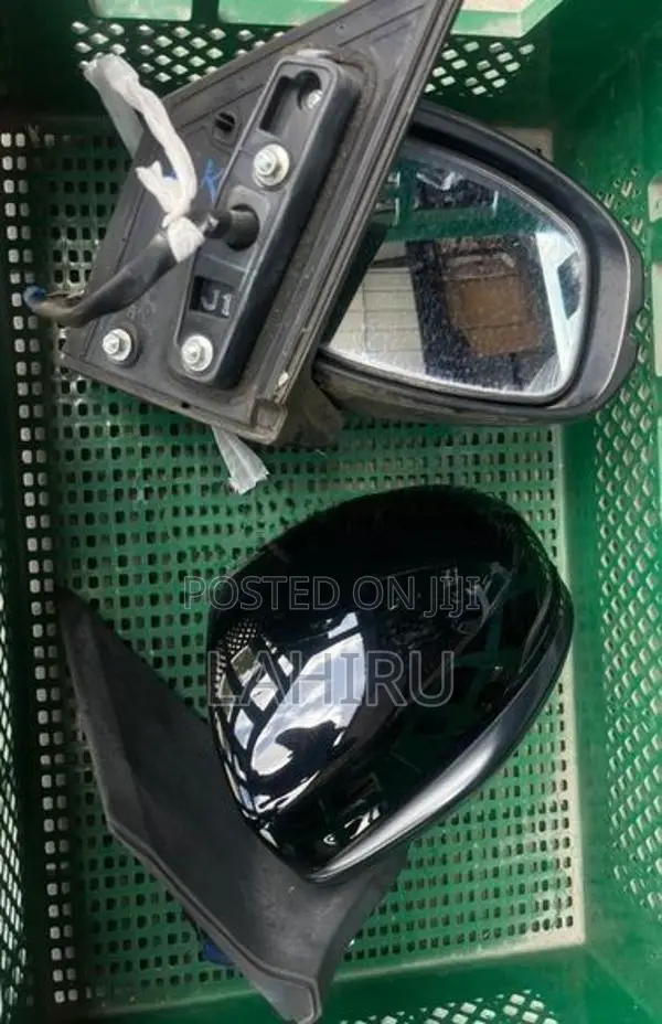 Honda Grace (GM4) Side Mirrors