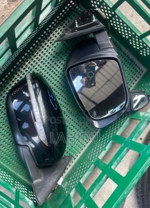 Nissan X-Trail (HT 32) Side Mirrors