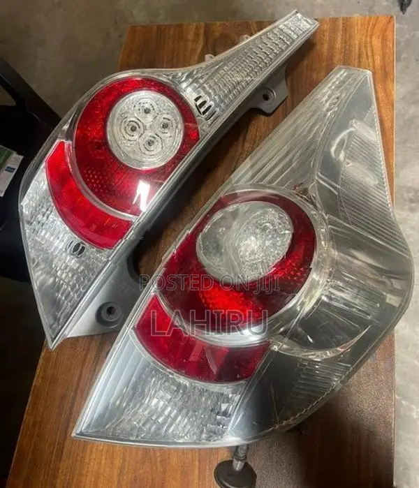 Toyota Aqua Tail Lights