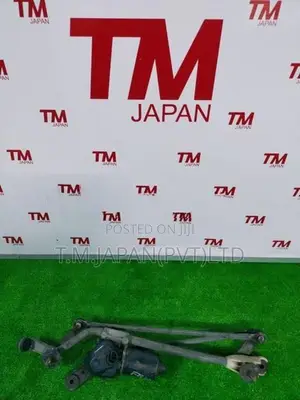 Nissan N16 FG10 Wiper Inner Arm