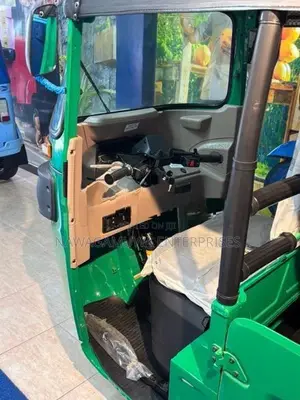 Bajaj RE 2026