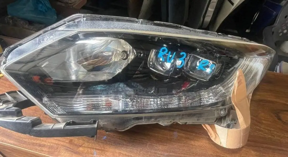 Honda Vezel (Ru3 Rs) Head Light