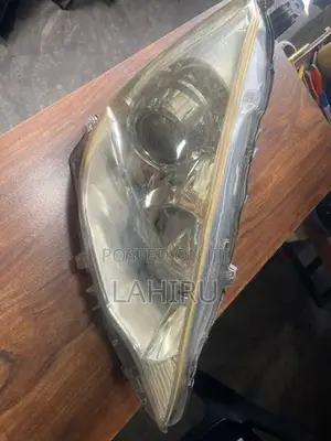 Toyota Aqua Headlight