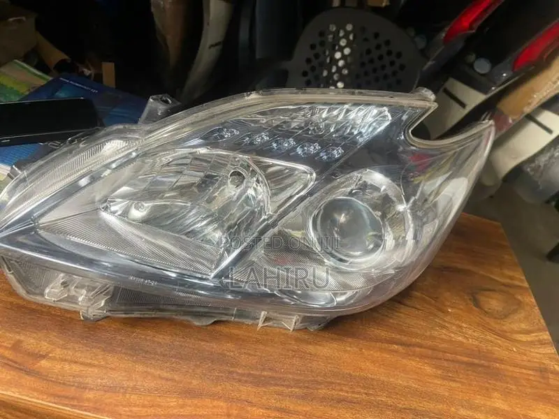 Toyota Prius W30 Headlight