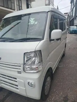 Nissan Clipper 2023