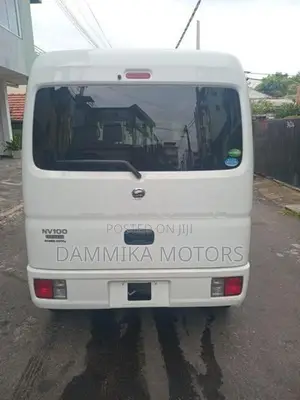 Nissan Clipper 2023