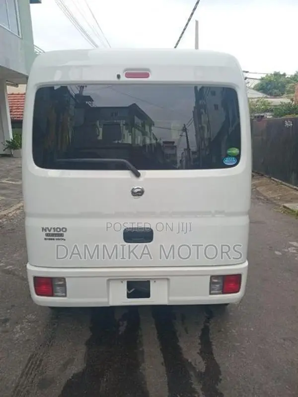 Nissan Clipper 2023