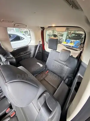Nissan Serena 2023