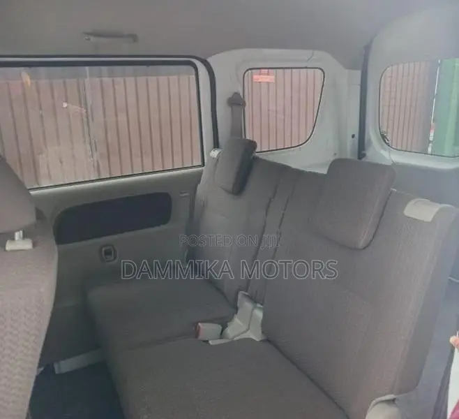 Nissan Clipper 2023