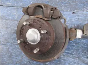 Suzuki Every DA64 Front Hub Knuckle Set