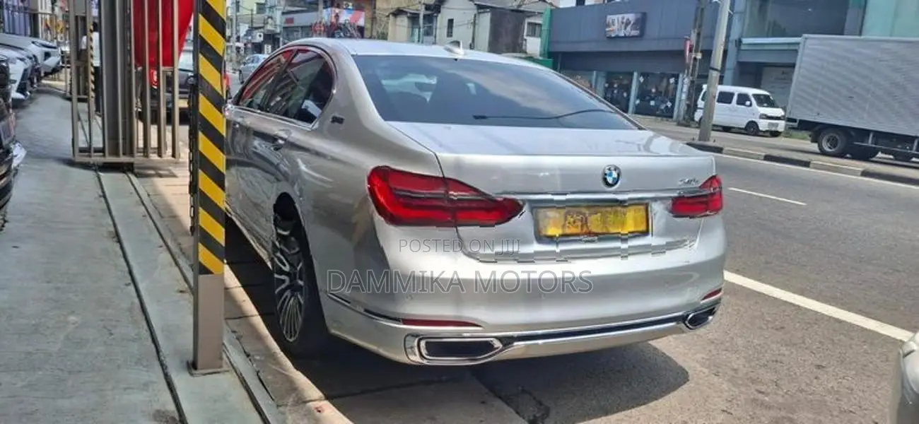 BMW 740e 2018