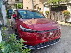 Honda Vezel 2025