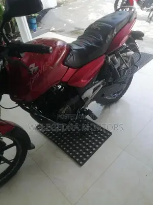 Bajaj Pulsar 180 2008
