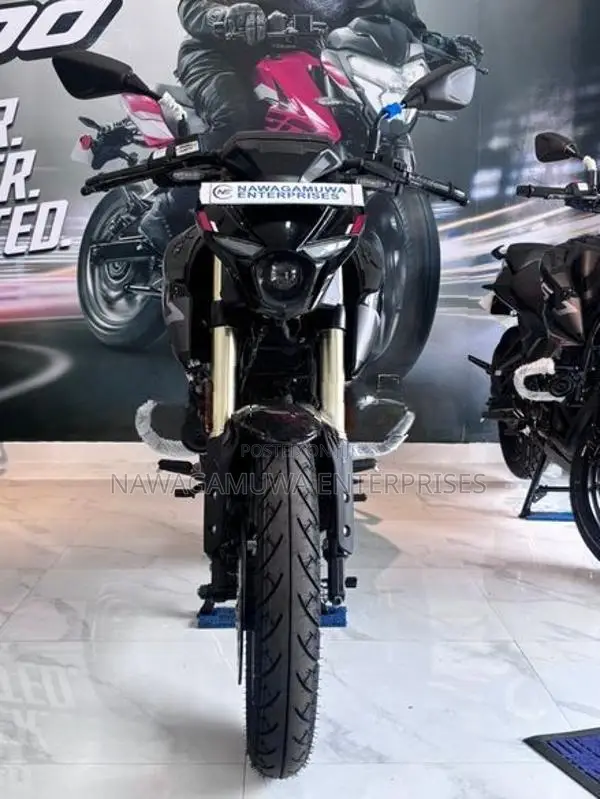 Bajaj Pulsar N160 Premium 2026