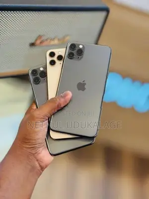 Apple iPhone 11 Pro Max 256GB (Used)